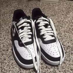 Black and White Nike shoes