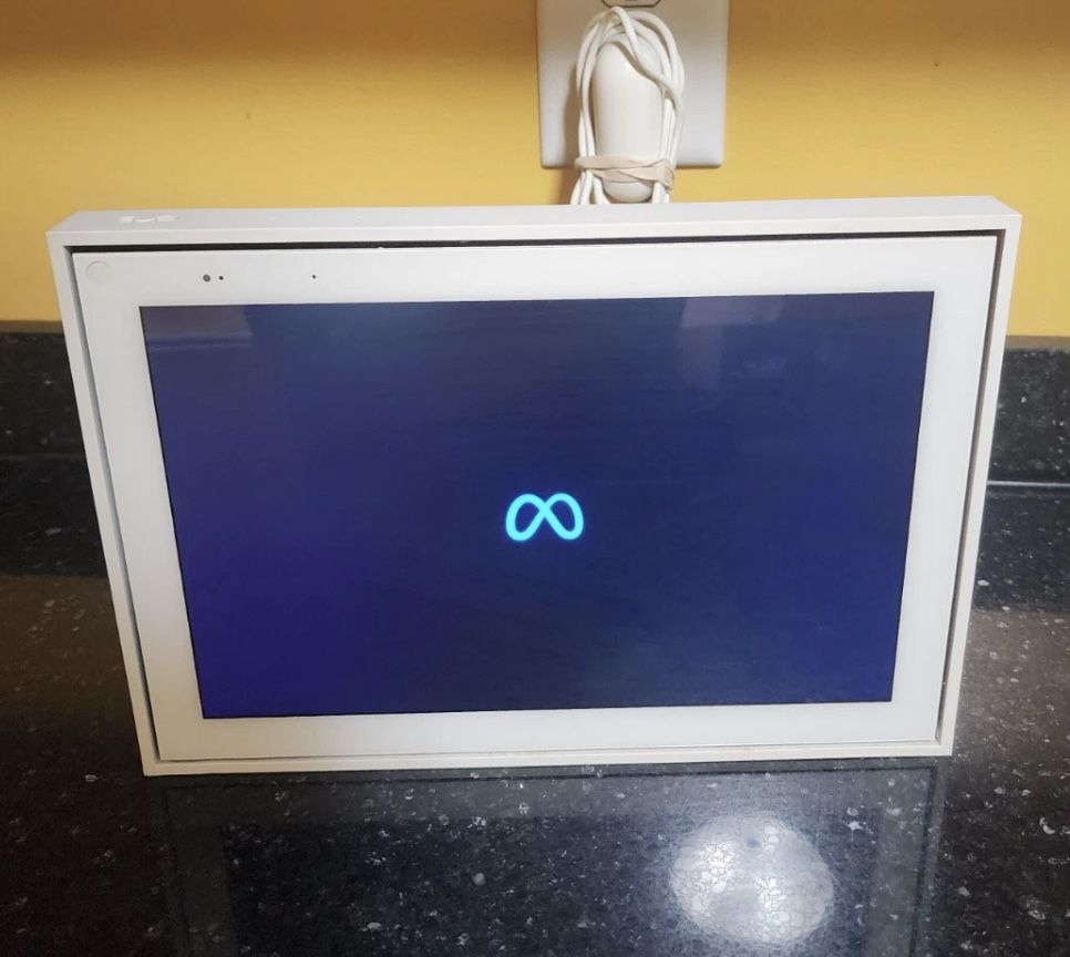 Facebook Portal (2nd Generation) Smart Speaker