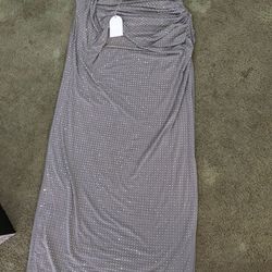 BRAND NEW SPARKLING LIGHT GRAY EVENING  DRESS SIZE ( XL )