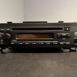 1998 Nissan Sentra Stock Radio/Stereo