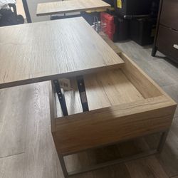 Lift-Top Coffee Table