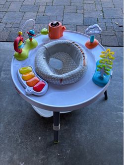 Skip Hop Activity Center