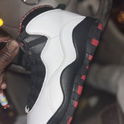 Air Jordan 10 And 14’s Two Air Jordan Me Track Suit