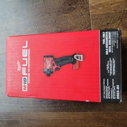 Milwaukee M18 1/4 Inch Hex Impact Driver