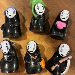 Miniature No Face Figurines 