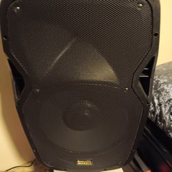 Brand New  12inch Bluetooth speaker
Speaker, will the stand a microphone?