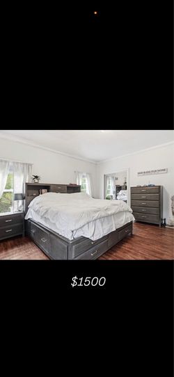 Grey Wooden Bedroom Set