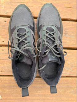 Male Adidas Size 14 Shoe