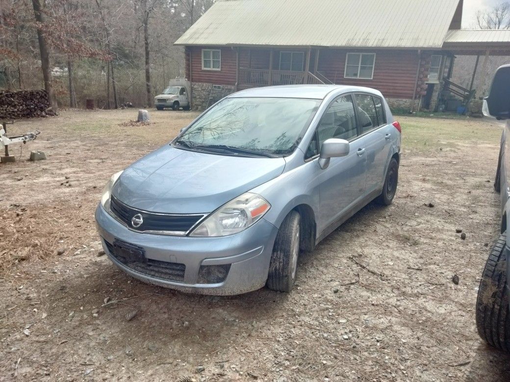 2010 Nissan Versa