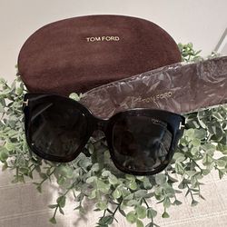 TOMFORD BEATRIX -2 (Authentic)