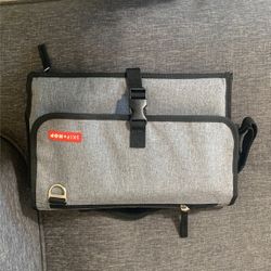 Skip hop Portable Changing Mat