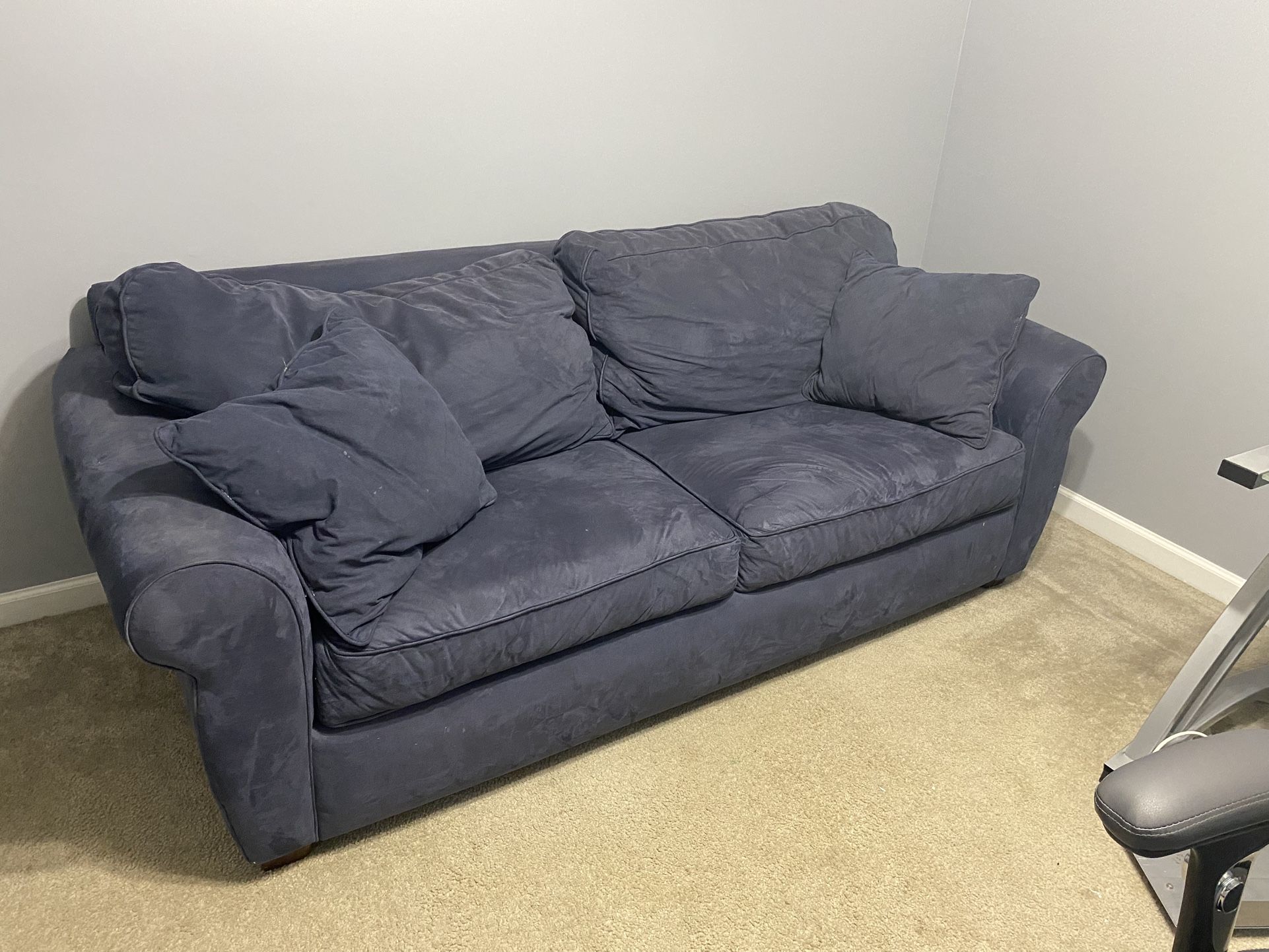 Alan White Love Seat Sleeper