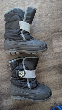 Toddler snow boots