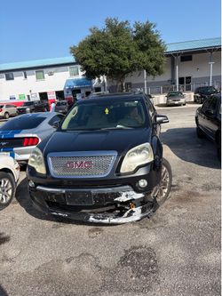 2011 GMC Acadia Denali