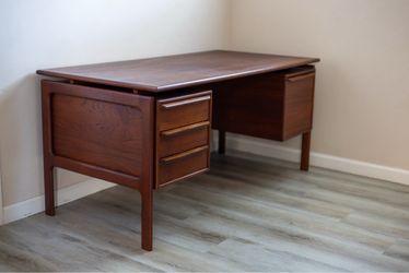 Rare Danish Modern Teak Desk by GV Møbler - Professionally Restored - Mid-Century