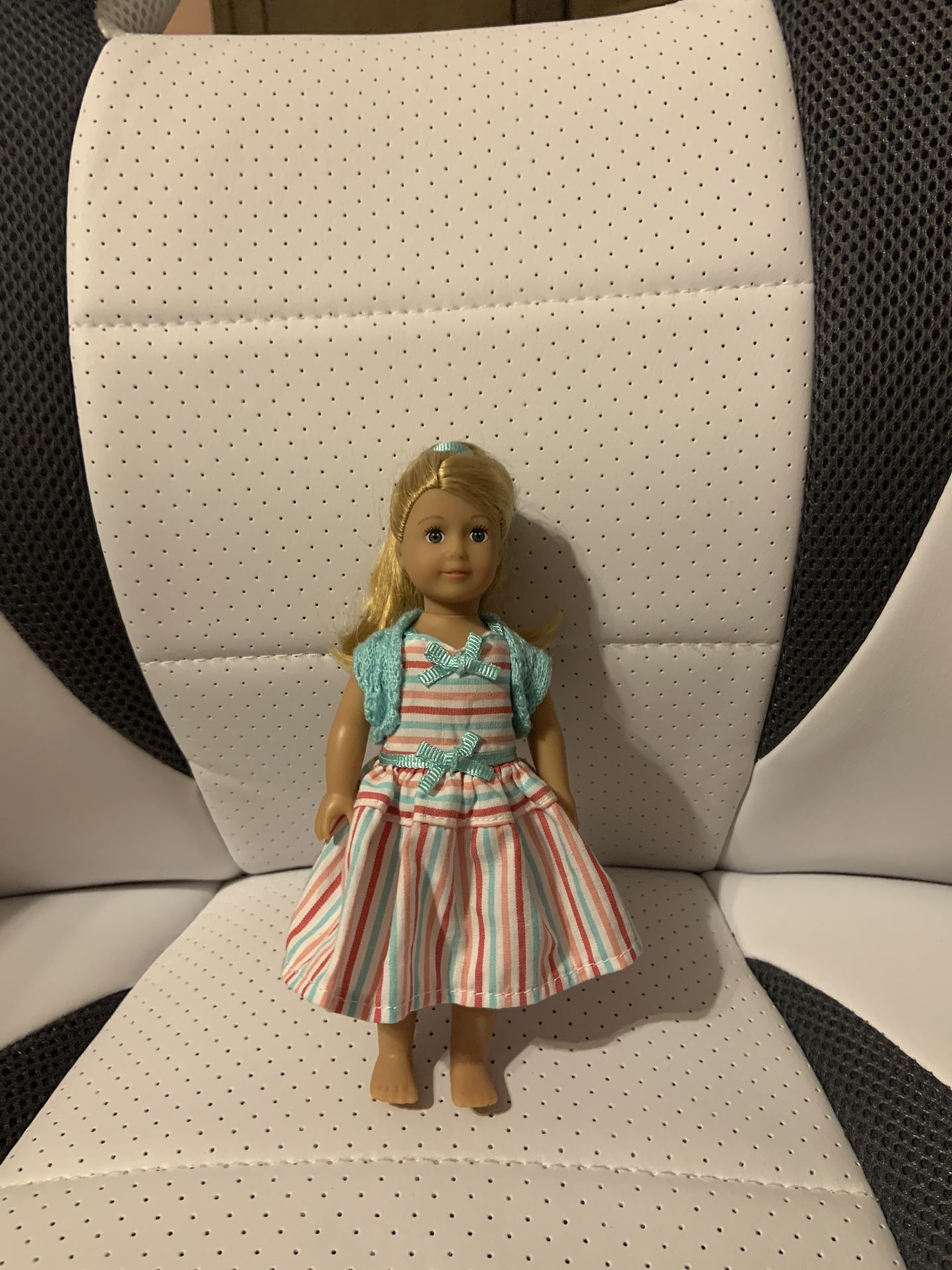 American girl doll 7” tall MaryEllen
