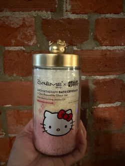 The creme shop x hello kitty