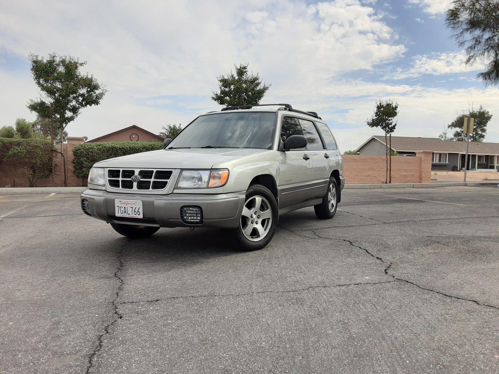 1999 subaru forester LOW MILES!