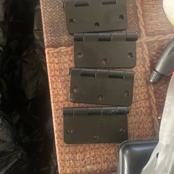 4 Door Hinges 