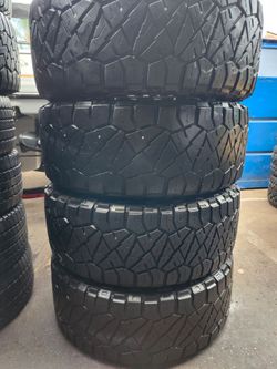 35x12.50R20 LT