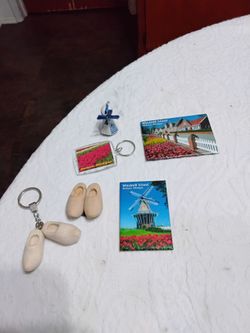 Windmill Island Holland Michigan Souvenir Set. All for