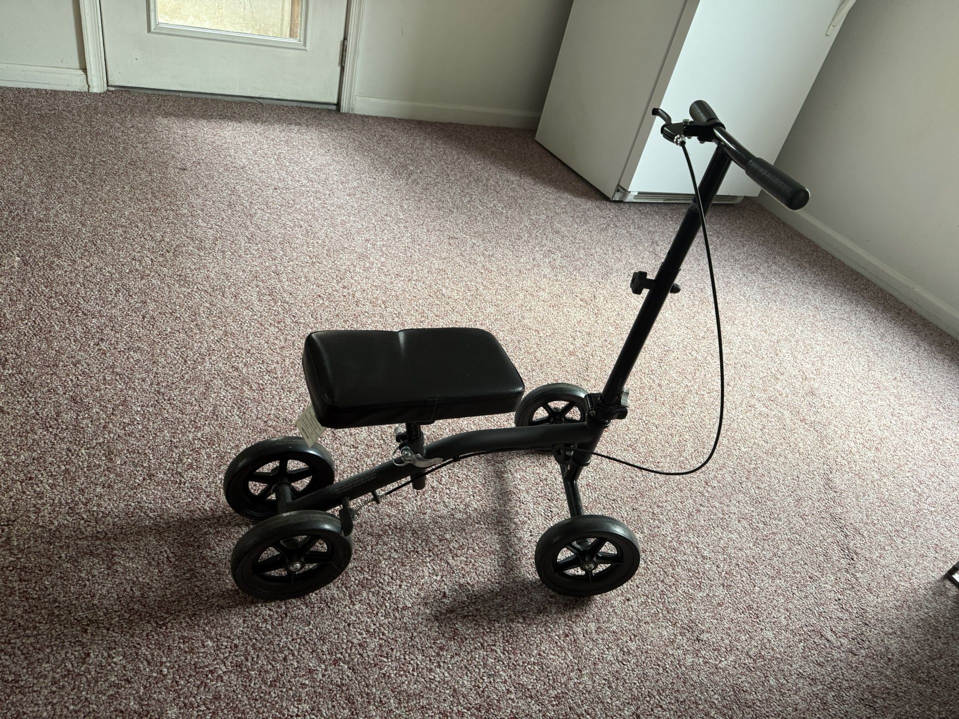 Knee Scooter