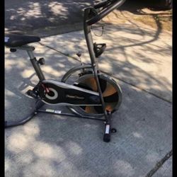 EXERCISE BIKE 