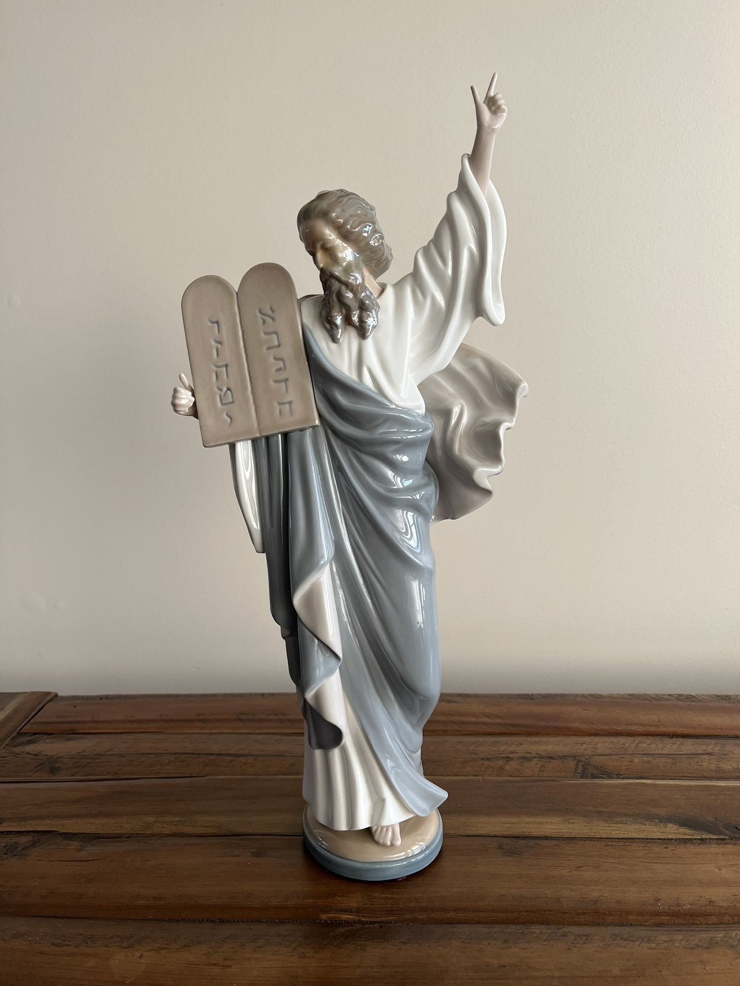Lladro Moses With Ten Commandments #5170