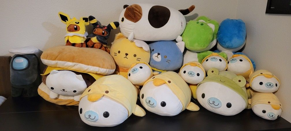 Assorted Plushies READ DESCRIPTION