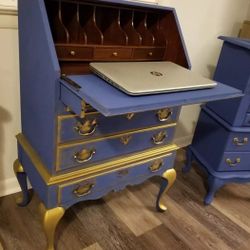 Gorgeous Kling Colonial Secretary Desk 