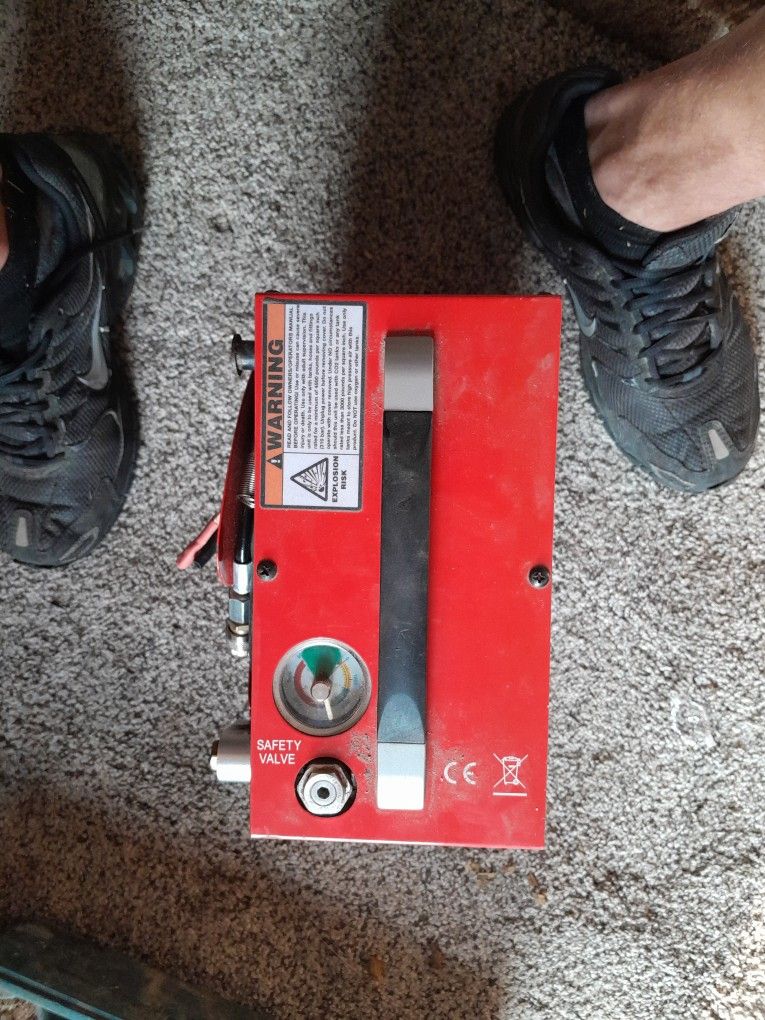 Bottom Valve Bleeder
