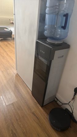 Nevera agua fría y caliente