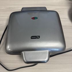 Waffle Maker 