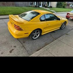1994 Ford Mustang