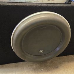 JL Audio W12 and JL Audio 1000/1 amp