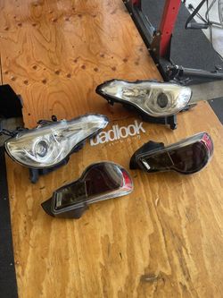 2014 Scion FRS Headlights & Taillights