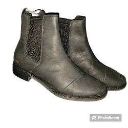 TOMS Women's Charlie Chelsea Boot Size 11 Black Leather Ortholite NEW