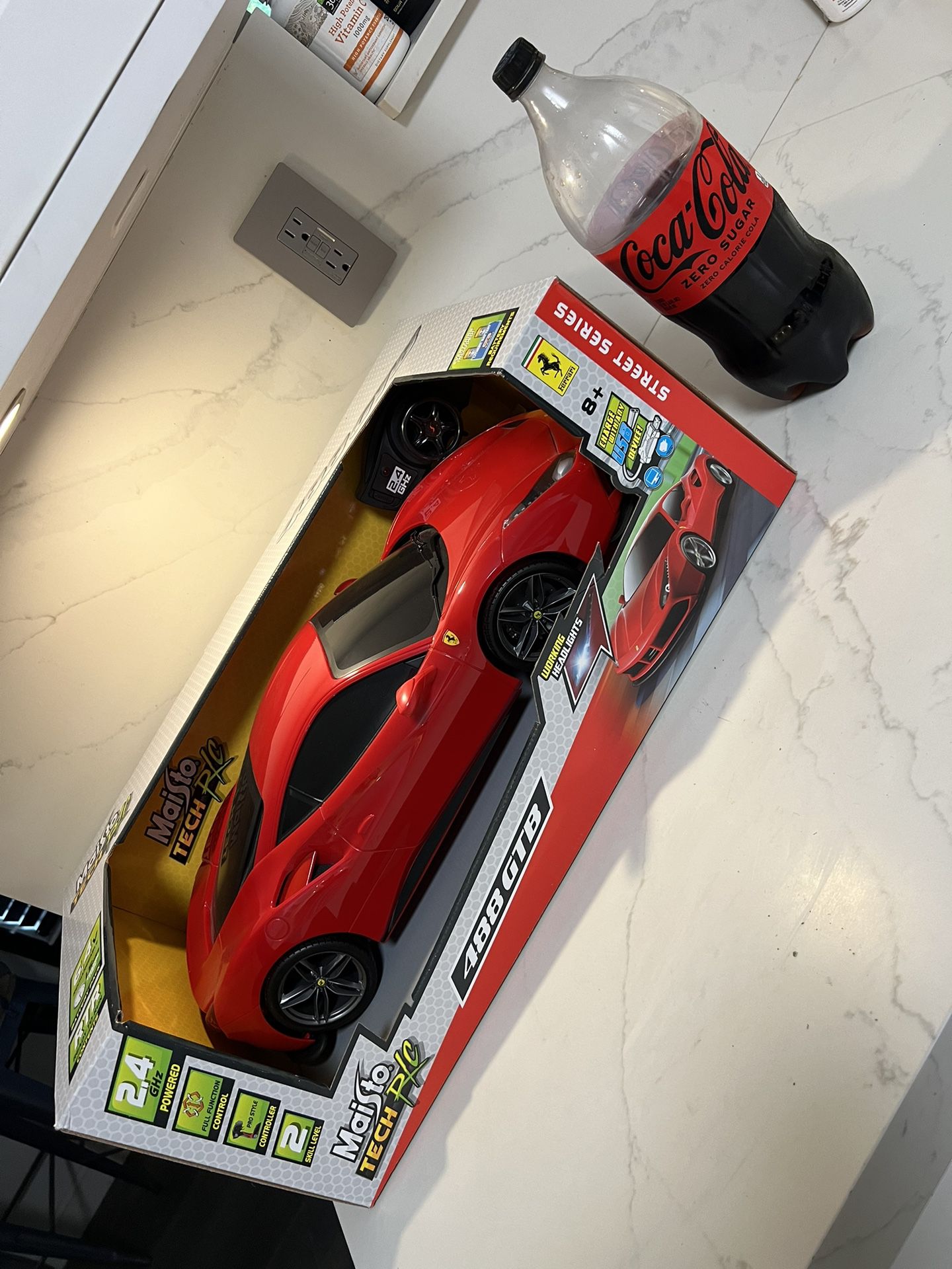 Huge 1/6 Scale RC Ferrari 488 New In Box RTR Detailed Licensed 