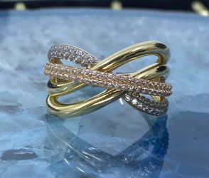 $850 Three Tone Yellow White and Rose Gold Zirconia Fashion Ring