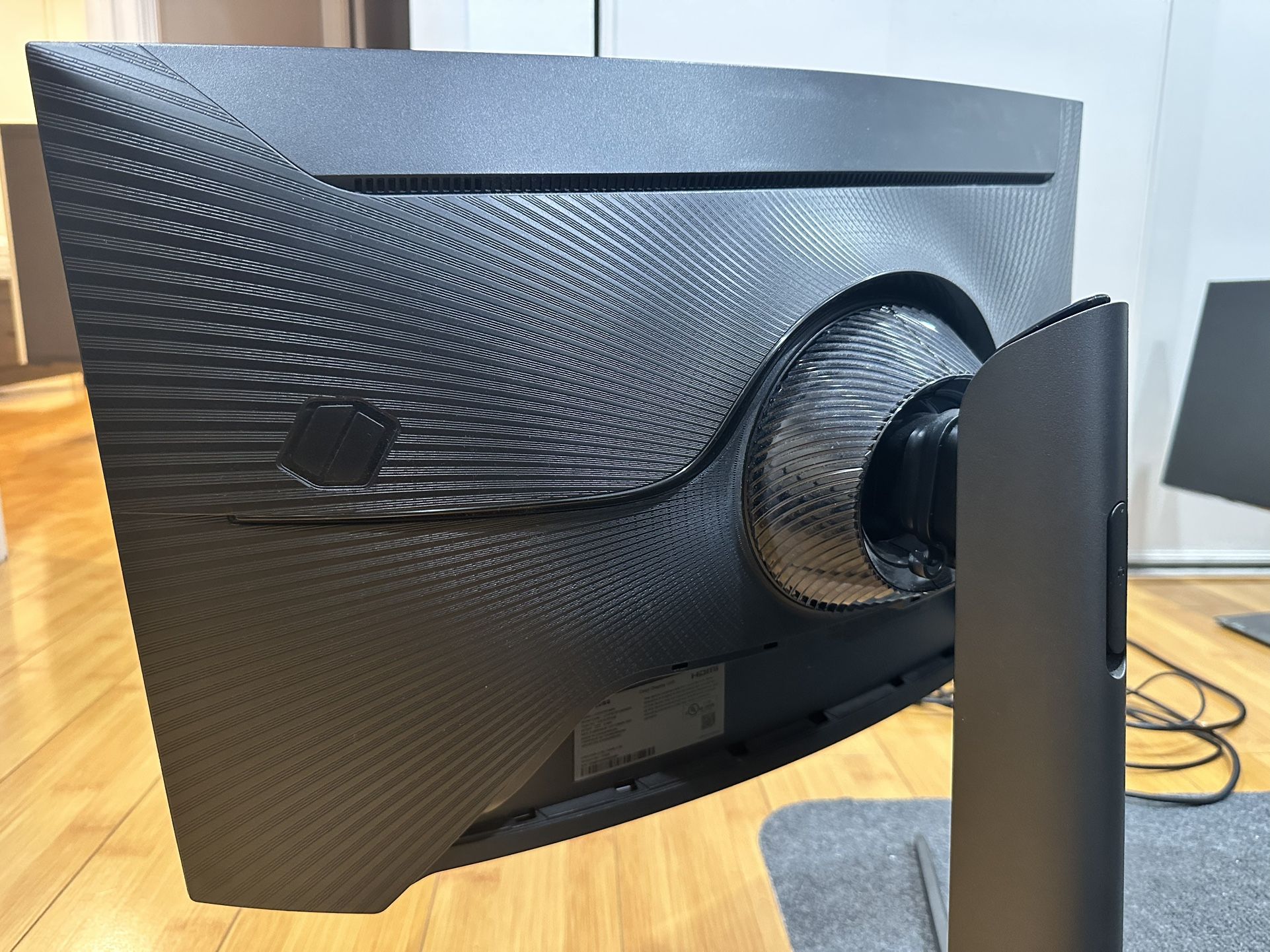 SAMSUNG 27 Odyssey G7 Series WQHD (2560x1440) Gaming Monitor