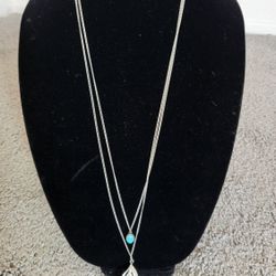 Gorgeous Necklace $39.00