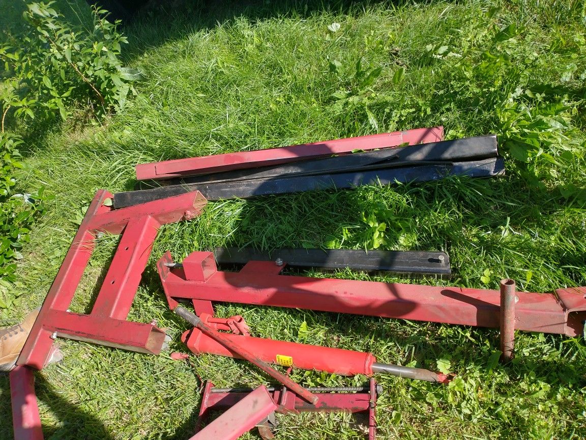 Engine Crane