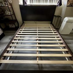 Wood Queen Size Bedframe