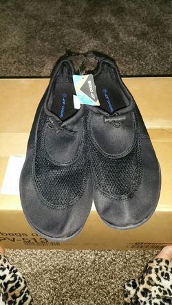 Mans sport aqua shoes