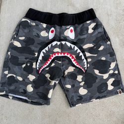 Bape city grey camo glow in the dark shark sweat shorts size large