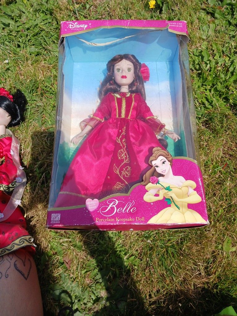 Porcelain Dolls 