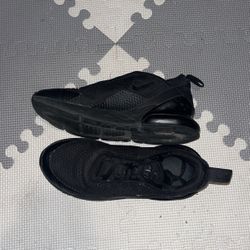 Has Popped One Size 3y 