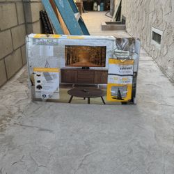 New swivel T.V stand, fits 32” to 65” tvs. 