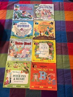 Vintage Walt Disney Book Set of 8 ( booklet only)