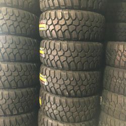 33 1250 20 New Tires Set 